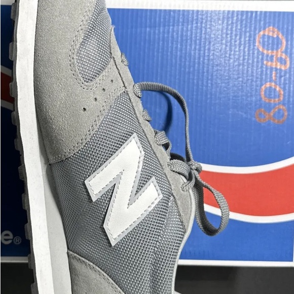 New Balance 311, Women Classics Traditionnels Sneakers, Size 12 M, , Gray-09-08 - Picture 8 of 8